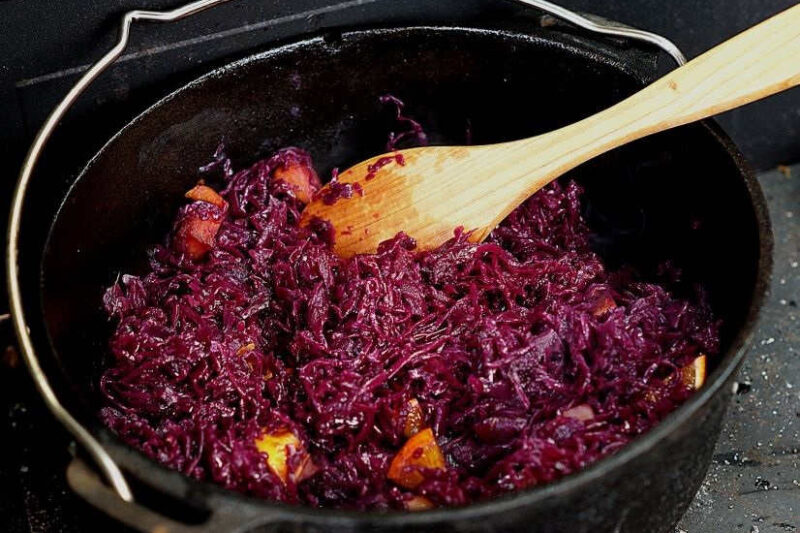 Dutch Oven Orangen Rotkohl