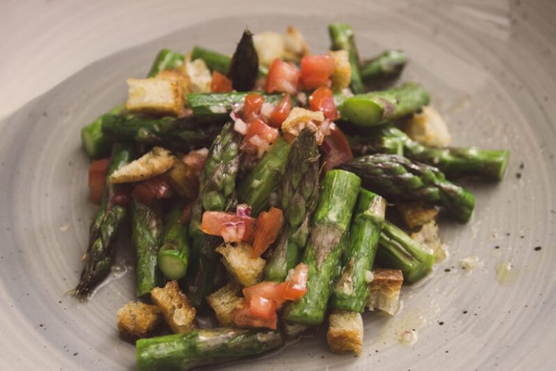 Spargelsalat mit Vinaigrette